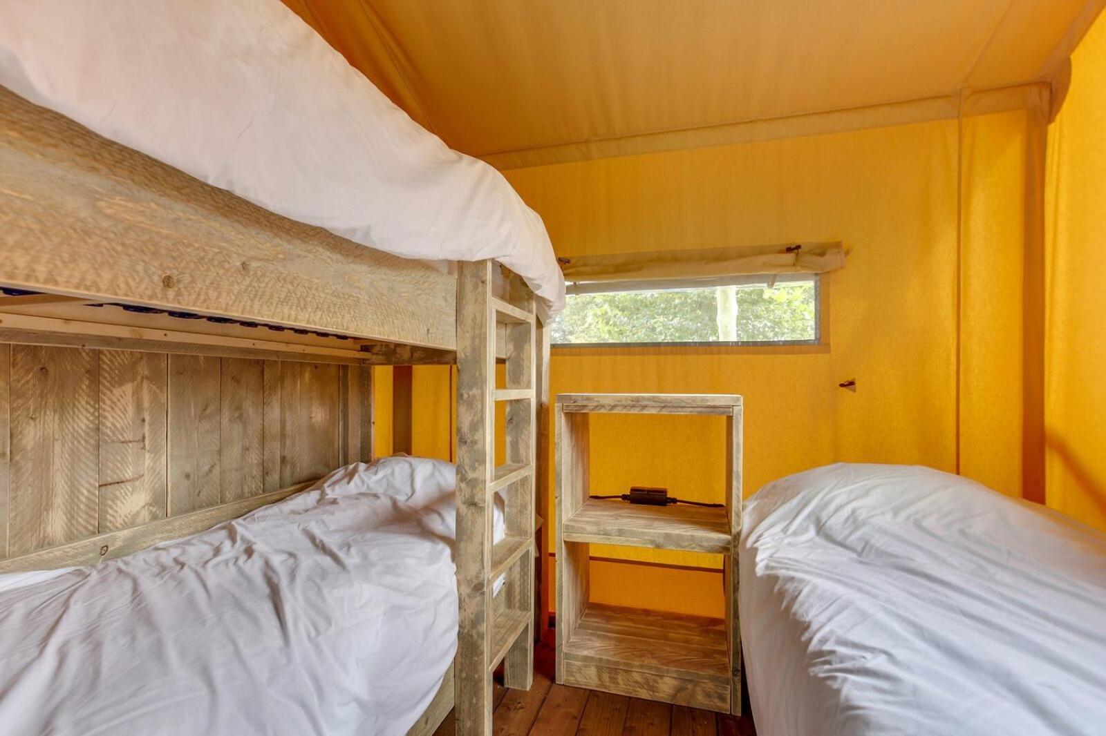 Sandberghe - Een Plek Om Te Verdwalen ウーデン 部屋 写真